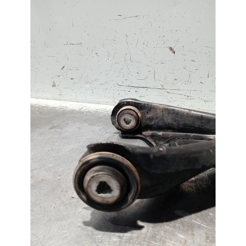 Recambio de brazo suspension inferior delantero derecho para renault clio ii fase ii (b/cb0) referencia OEM IAM   