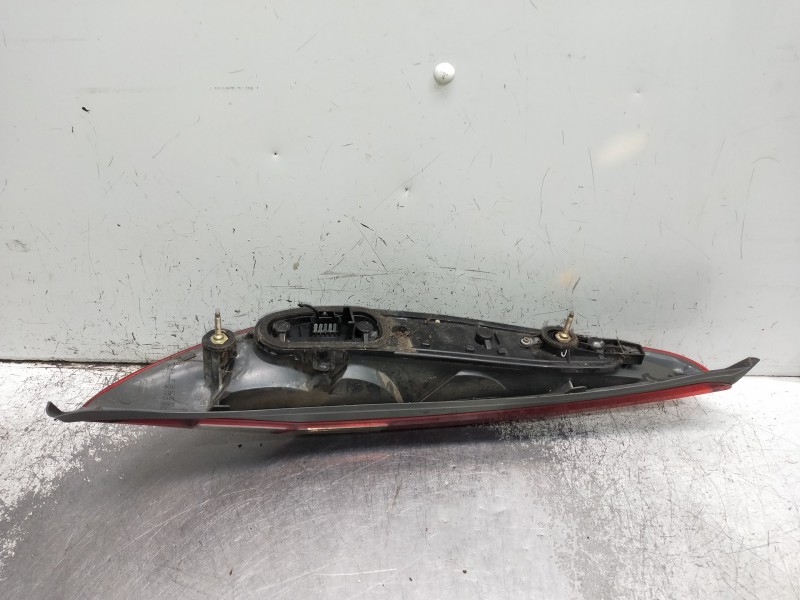 Recambio de piloto trasero derecho para fiat punto berlina (188) referencia OEM IAM   