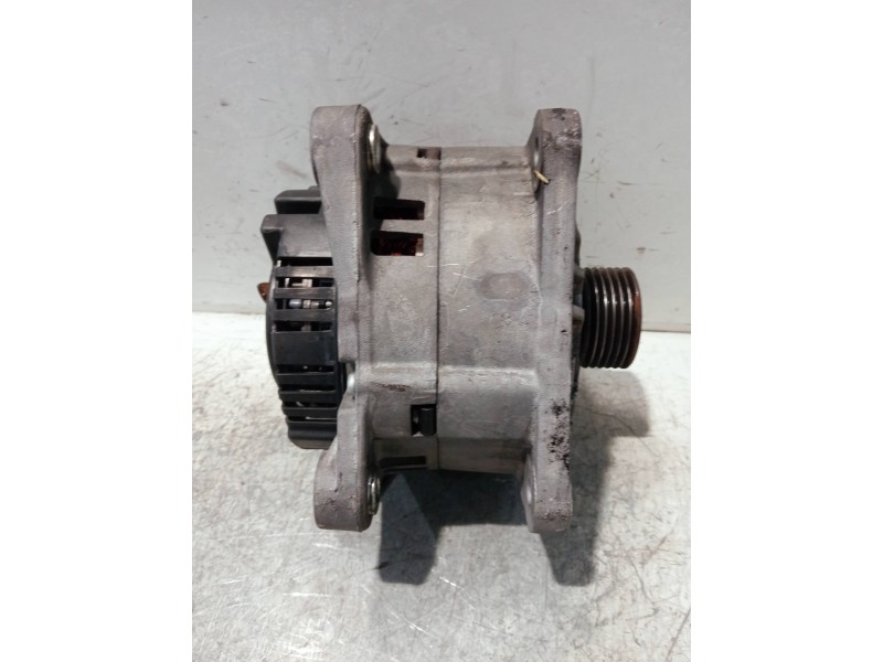 Recambio de alternador para nissan primera berlina (p12) acenta referencia OEM IAM 011710641  A59213893