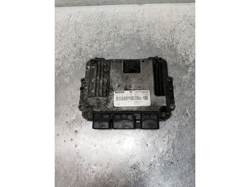 Recambio de centralita motor uce para nissan primera berlina (p12) acenta referencia OEM IAM 0281011237 8200284704 8200305678