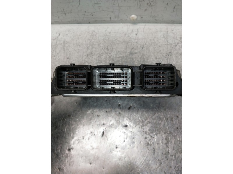 Recambio de centralita motor uce para nissan primera berlina (p12) acenta referencia OEM IAM 0281011237 8200284704 8200305678