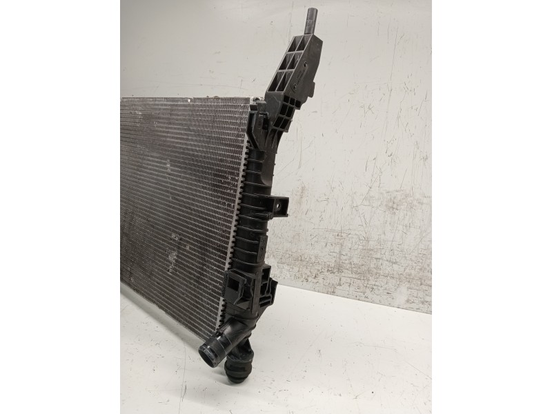 Recambio de radiador agua para ford focus lim. (cb8) ambiente referencia OEM IAM BV618005BD  