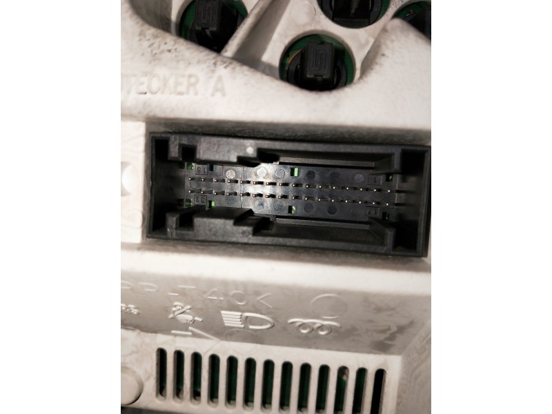 Recambio de cuadro instrumentos para mercedes clase a (w168) referencia OEM IAM A1685406811 09051619902 