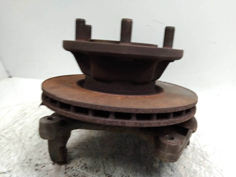 Recambio de mangueta delantera izquierda para iveco daily caja cerrada (2006 =>) referencia OEM IAM   