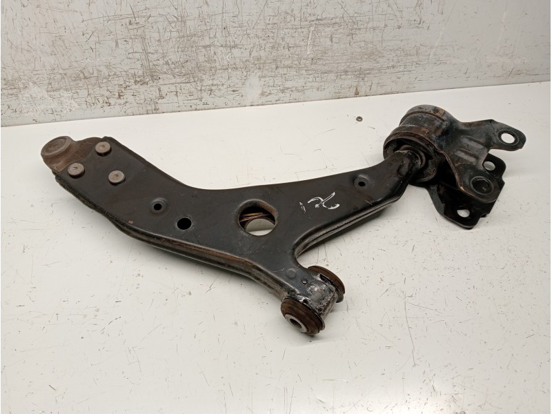 Recambio de brazo suspension inferior delantero izquierdo para ford transit connect referencia OEM IAM   