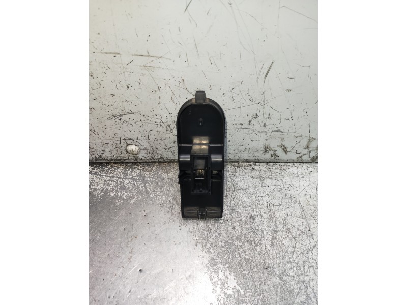 Recambio de mando elevalunas delantero derecho para opel astra gtc referencia OEM IAM    Recambio de mando elevalunas delantero derecho para opel astra gtc referencia OEM IAM