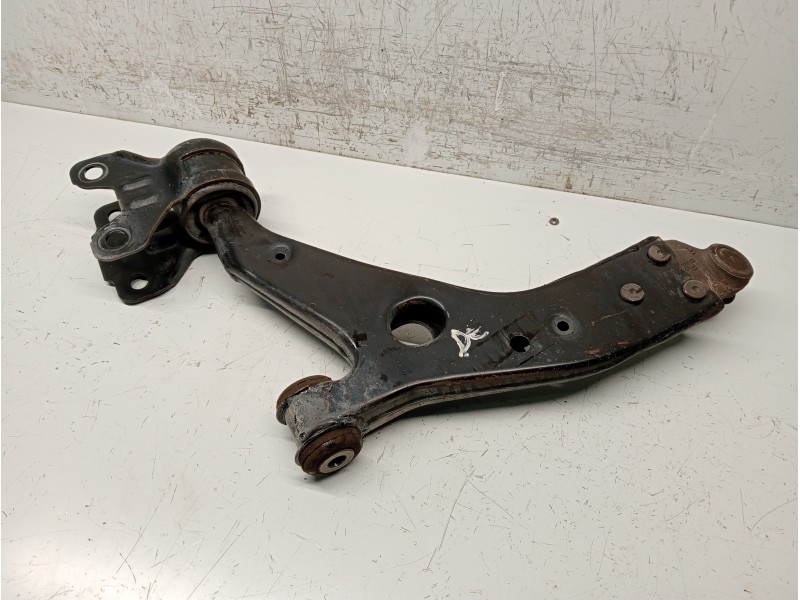 Recambio de brazo suspension inferior delantero derecho para ford transit connect referencia OEM IAM   