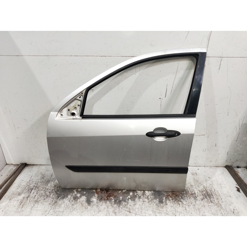 Recambio de puerta delantera izquierda para ford focus berlina (cak) 1.8 tddi (5p) referencia OEM IAM   5P