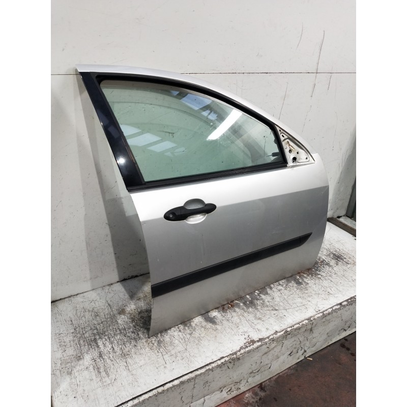 Recambio de puerta delantera derecha para ford focus berlina (cak) 1.8 tddi (5p) referencia OEM IAM   5P