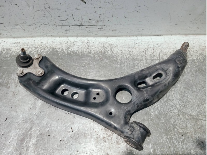 Recambio de brazo suspension inferior delantero derecho para volkswagen tiguan (5n2) referencia OEM IAM 1K0407166C  