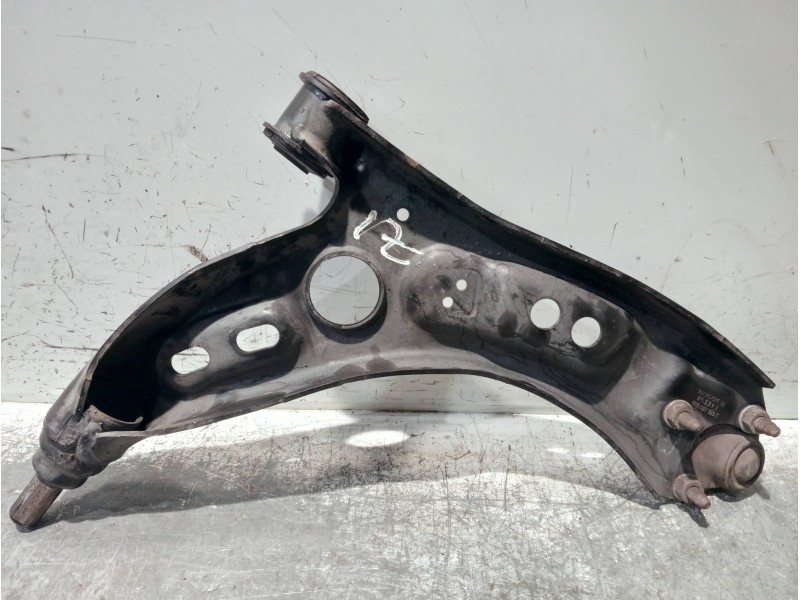 Recambio de brazo suspension inferior delantero izquierdo para volkswagen tiguan (5n2) referencia OEM IAM 1K0407165C  