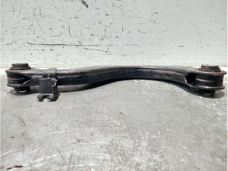 Recambio de brazo suspension superior trasero derecho para volkswagen tiguan (5n2) referencia OEM IAM 500505323C 500505351B 