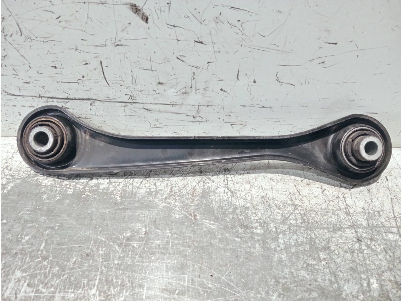 Recambio de brazo suspension superior trasero izquierdo para volkswagen tiguan (5n2) referencia OEM IAM 1K0501529F  