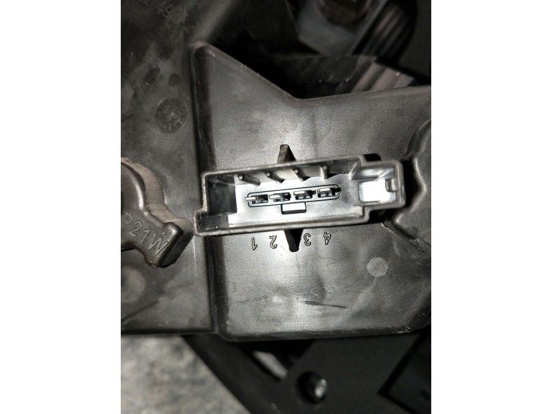 Recambio de piloto trasero izquierdo interior para ford galaxy (ca1) ghia referencia OEM IAM YM2113A603EB  