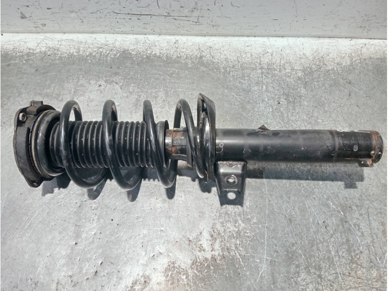Recambio de amortiguador delantero izquierdo para volkswagen tiguan (5n2) referencia OEM IAM 5N0412021FM 5N0400053 