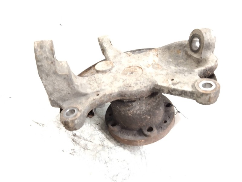 Recambio de mangueta delantera izquierda para iveco daily caja cerrada (1999 =>) 2.3 diesel cat referencia OEM IAM   