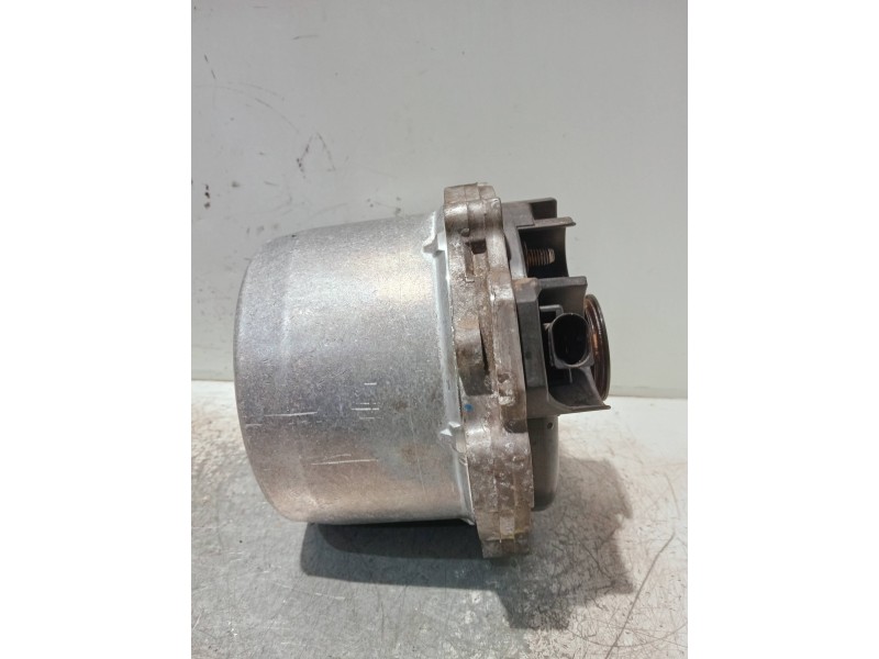 Recambio de alternador para mercedes clase cl (w215) coupe referencia OEM IAM A1371500950 01220AA0D0 