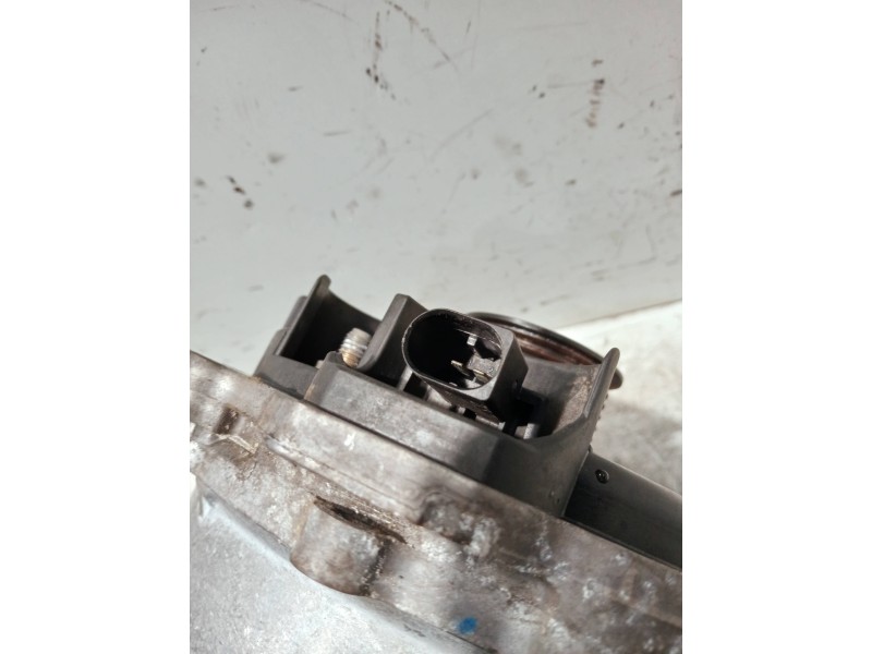 Recambio de alternador para mercedes clase cl (w215) coupe referencia OEM IAM A1371500950 01220AA0D0 