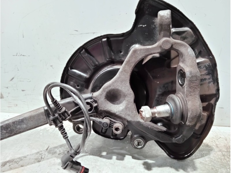 Recambio de mangueta delantera izquierda para mercedes clase cl (w215) coupe referencia OEM IAM 2205460143  