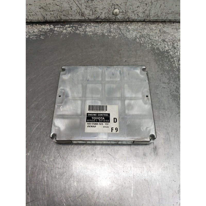 Recambio de centralita motor uce para toyota corolla verso (r1) referencia OEM IAM 896610F090 MB1758007615 