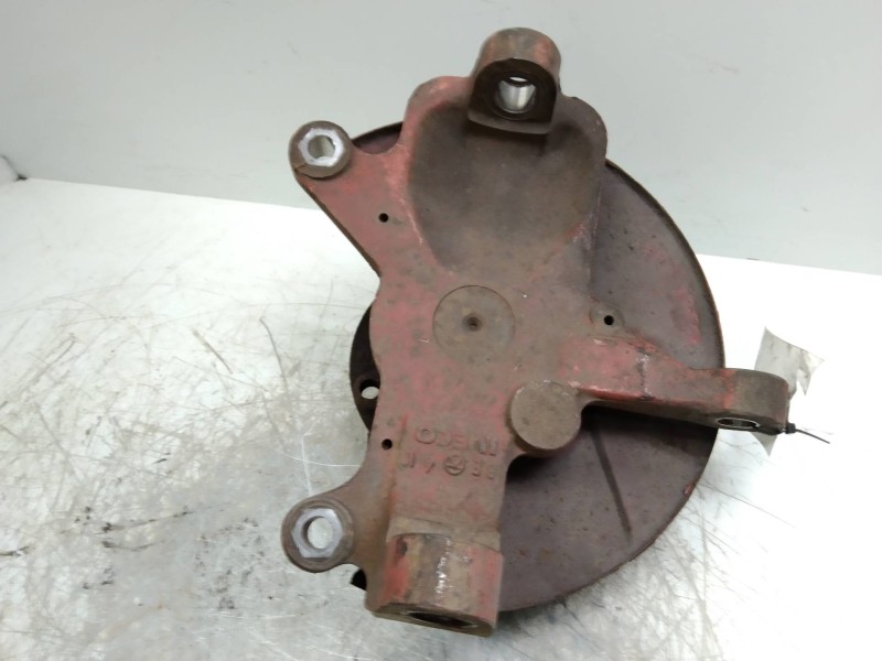 Recambio de mangueta delantera derecha para iveco daily caja abierta / volquete referencia OEM IAM   