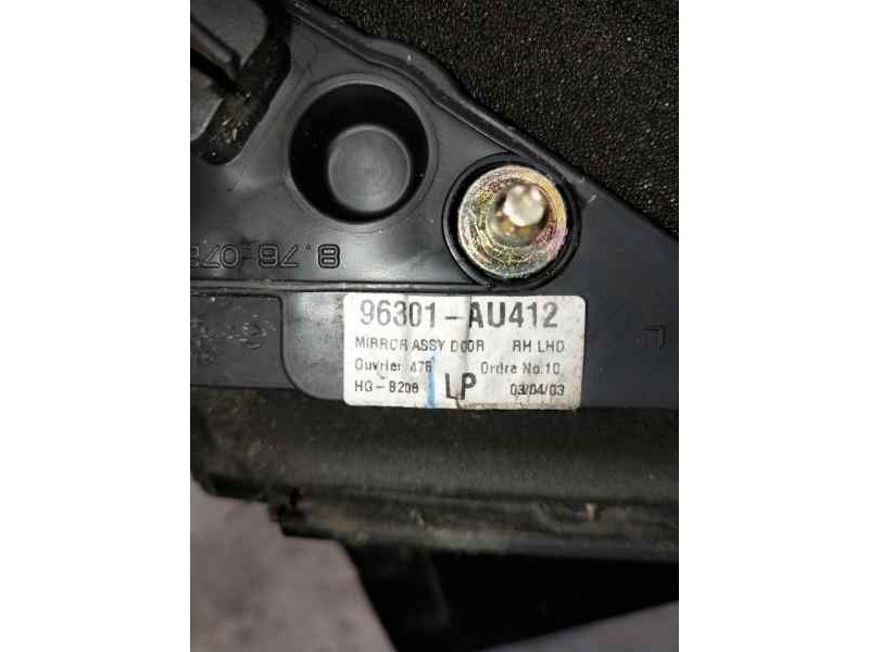 Recambio de retrovisor derecho para nissan primera berlina (p12) acenta referencia OEM IAM 96301AU412  ELECTRICO