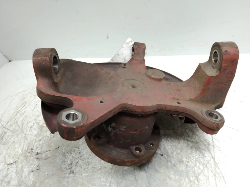 Recambio de mangueta delantera derecha para iveco daily caja abierta / volquete referencia OEM IAM   