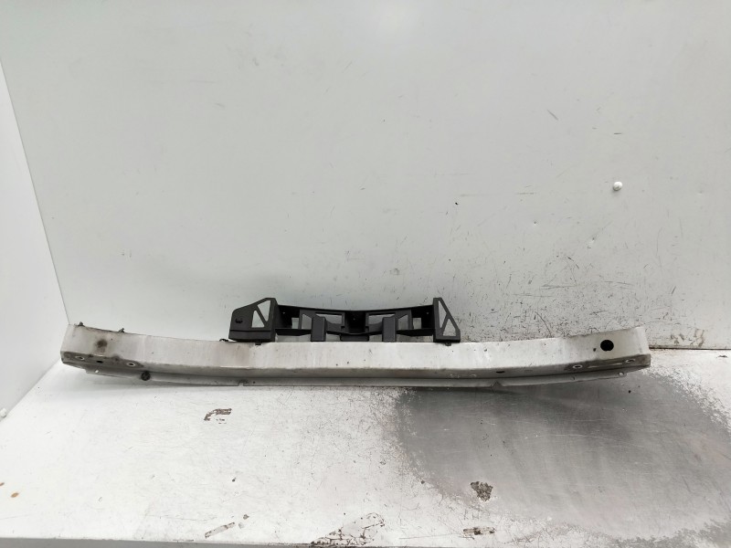 Recambio de refuerzo paragolpes delantero para opel zafira b referencia OEM IAM   