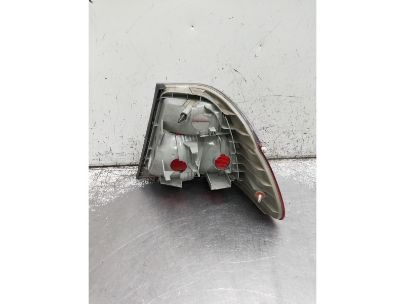 Recambio de piloto trasero derecho para bmw serie 3 berlina (e46) referencia OEM IAM  COMPETENCIA 