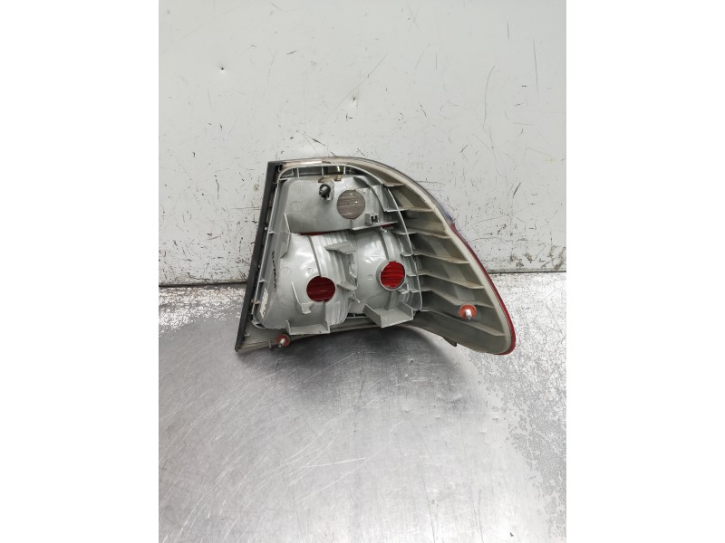 Recambio de piloto trasero izquierdo para bmw serie 3 berlina (e46) referencia OEM IAM  COMPETENCIA 