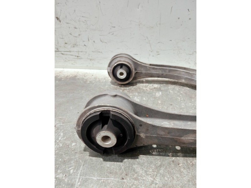 Recambio de brazo suspension superior delantero derecho para mercedes clase cl (w215) coupe referencia OEM IAM 2203331401  