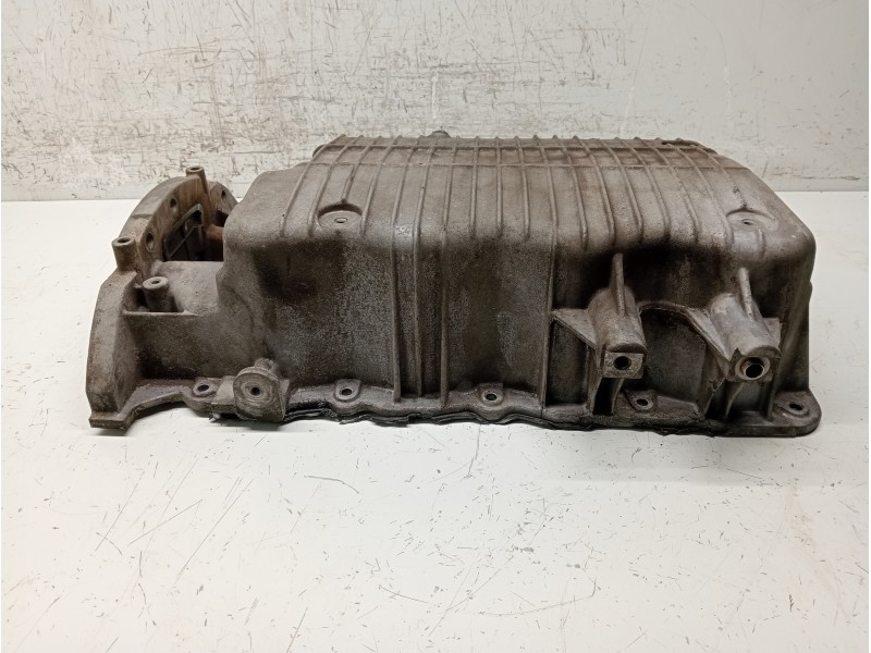 Recambio de carter para kia carens (un) referencia OEM IAM   