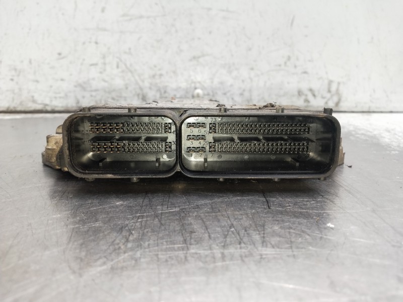 Recambio de centralita motor uce para opel meriva referencia OEM IAM 55197127 5BRTBS54F 