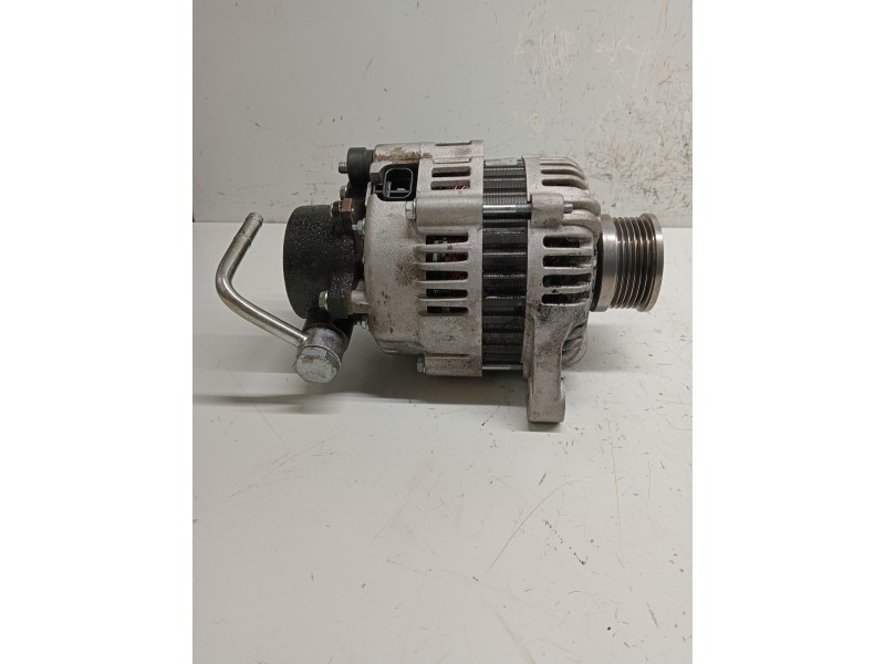 Recambio de alternador para kia carens (un) referencia OEM IAM REC2032111  