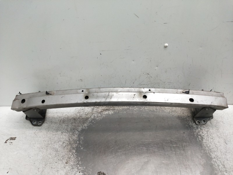 Recambio de refuerzo paragolpes delantero para opel meriva referencia OEM IAM 93368357  