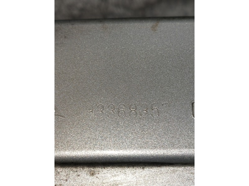 Recambio de refuerzo paragolpes delantero para opel meriva referencia OEM IAM 93368357  