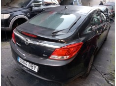 opel insignia berlina del año 2010 2