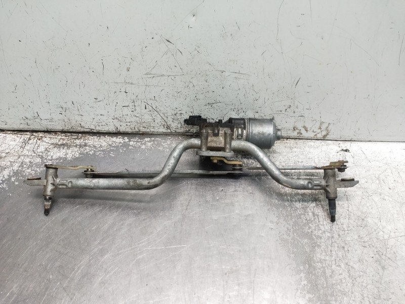 Recambio de motor limpia delantero para renault clio ii fase ii (b/cb0) referencia OEM IAM 0390241535  