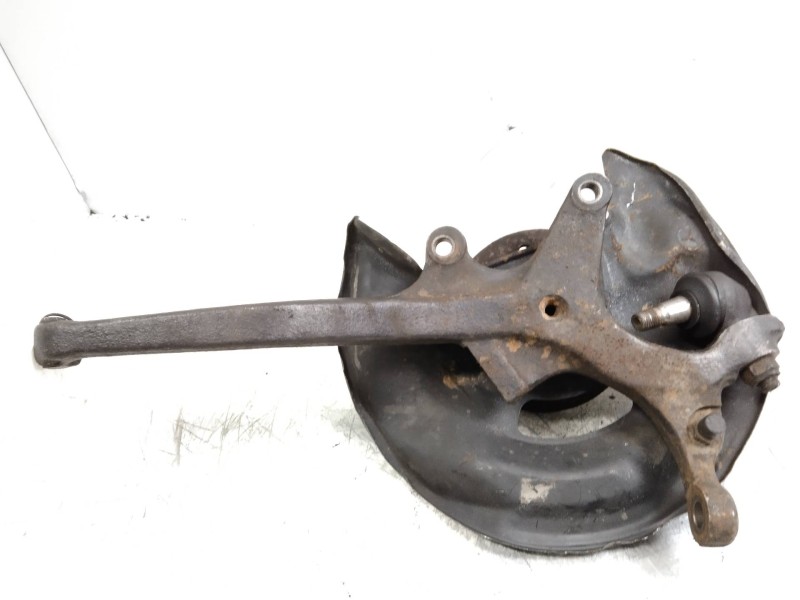 Recambio de mangueta delantera izquierda para mercedes clase c (w202) berlina 180 (202.018) referencia OEM IAM 2023300020  