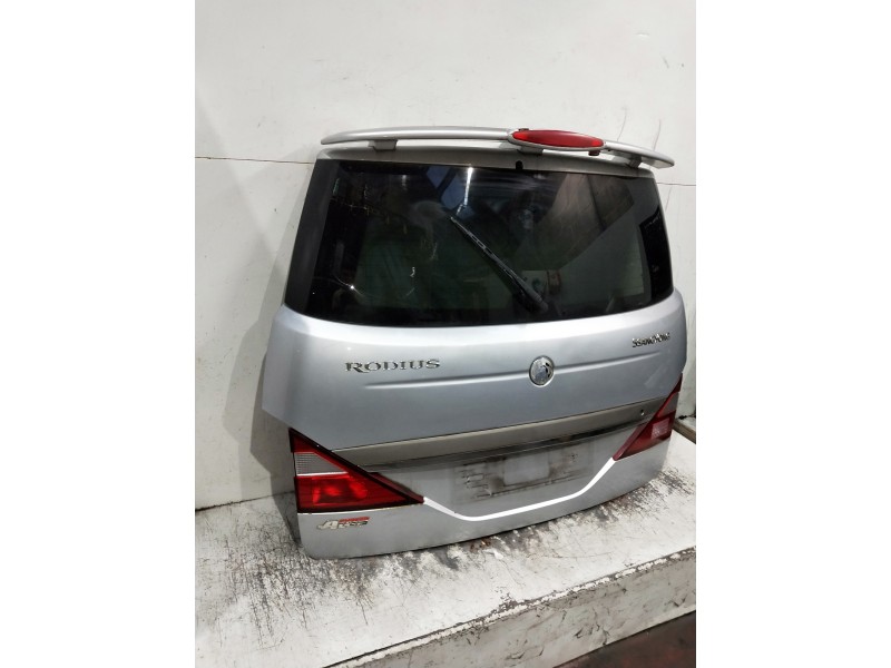 Recambio de porton trasero para ssangyong rodius xdi referencia OEM IAM   