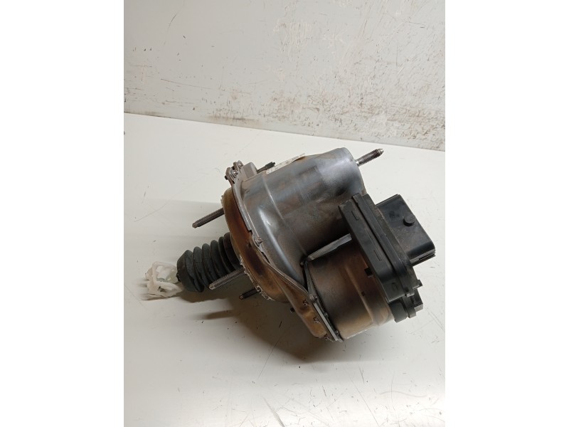 Recambio de servofreno para peugeot 308 referencia OEM IAM 9844767480 0204N00389 0204852044