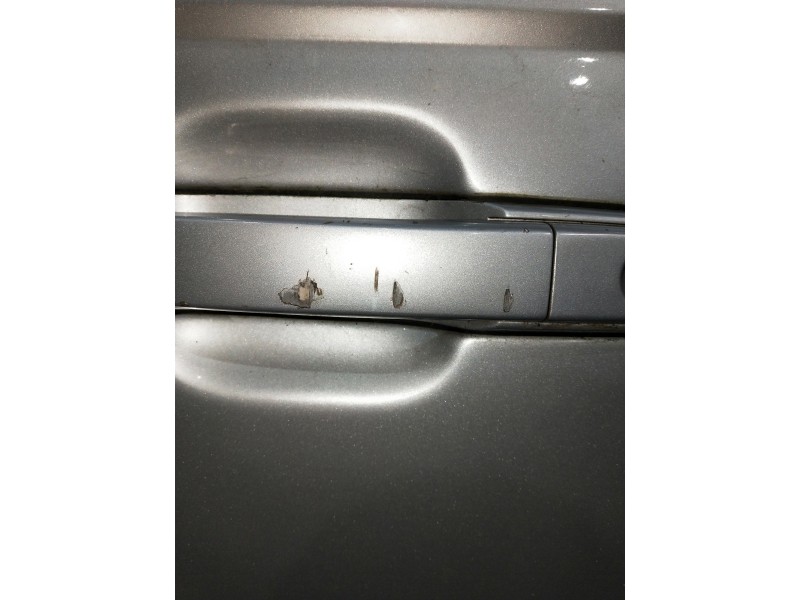 Recambio de puerta delantera izquierda para ssangyong rodius xdi referencia OEM IAM   