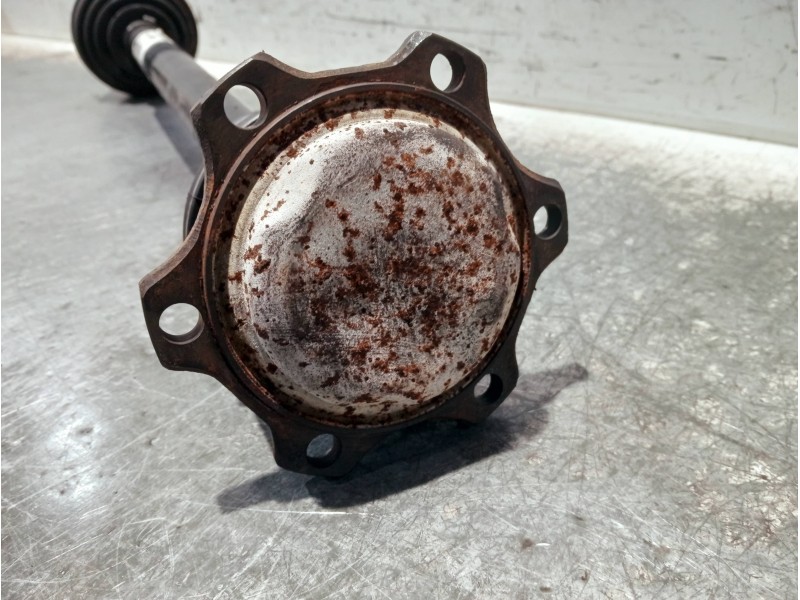 Recambio de transmision delantera derecha para volkswagen passat berlina (3b2) referencia OEM IAM 8D0407272BQ 8150151484 