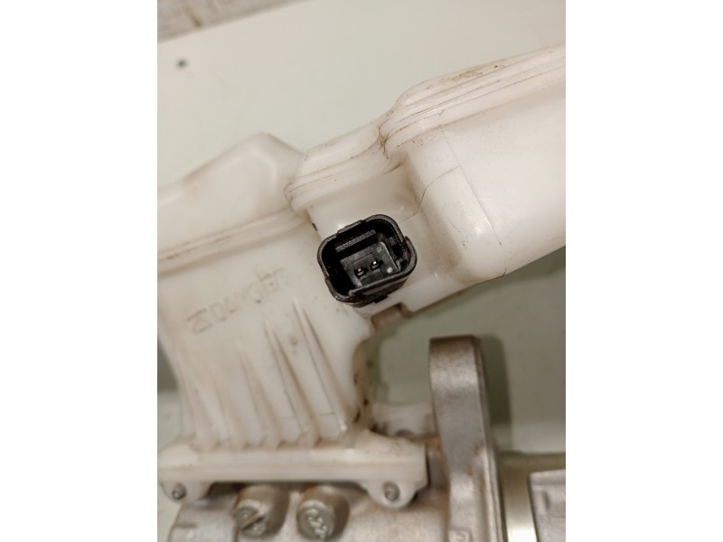 Recambio de bomba freno para peugeot 308 referencia OEM IAM 838906 0204851011 