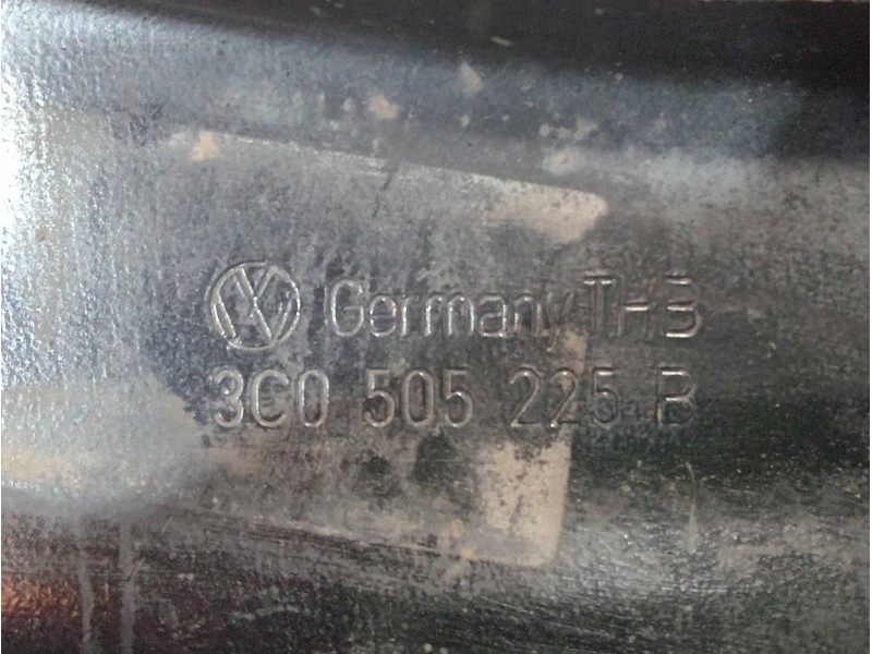 Recambio de brazo suspension superior trasero izquierdo para volkswagen tiguan (5n2) referencia OEM IAM 3C0505225B  