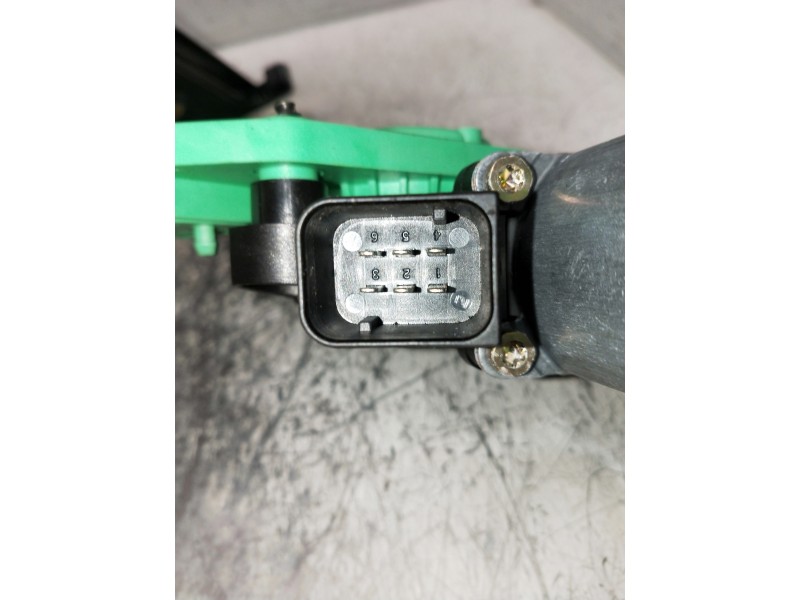 Recambio de elevalunas delantero derecho para mercedes clase cl (w215) coupe referencia OEM IAM A2208204642  2P