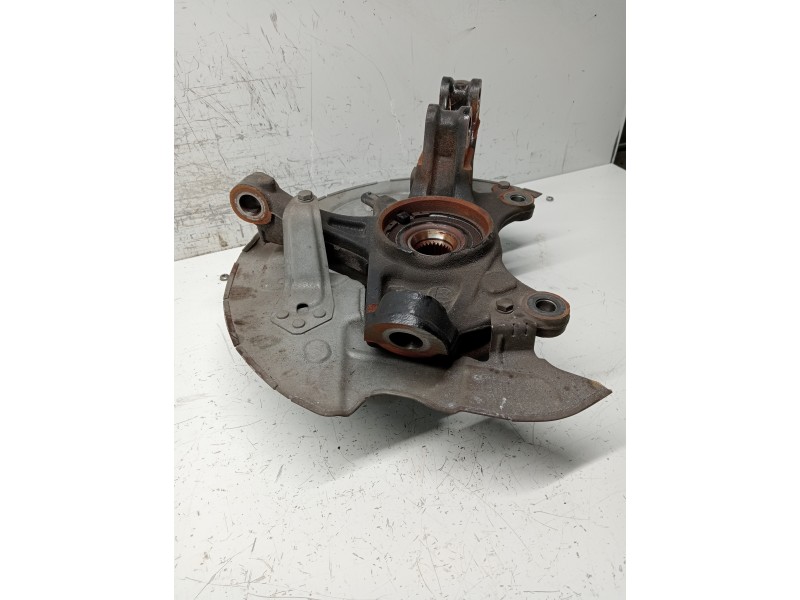 Recambio de mangueta delantera izquierda para peugeot 308 referencia OEM IAM   