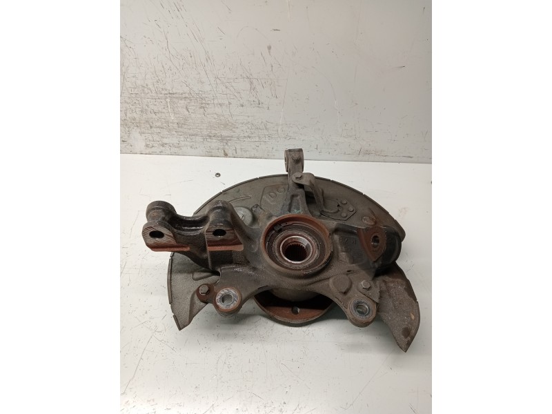 Recambio de mangueta delantera derecha para peugeot 308 referencia OEM IAM   