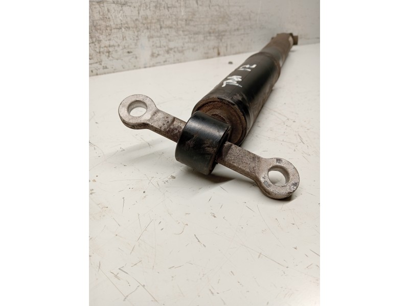 Recambio de amortiguador trasero izquierdo para peugeot 308 referencia OEM IAM 9844513580  