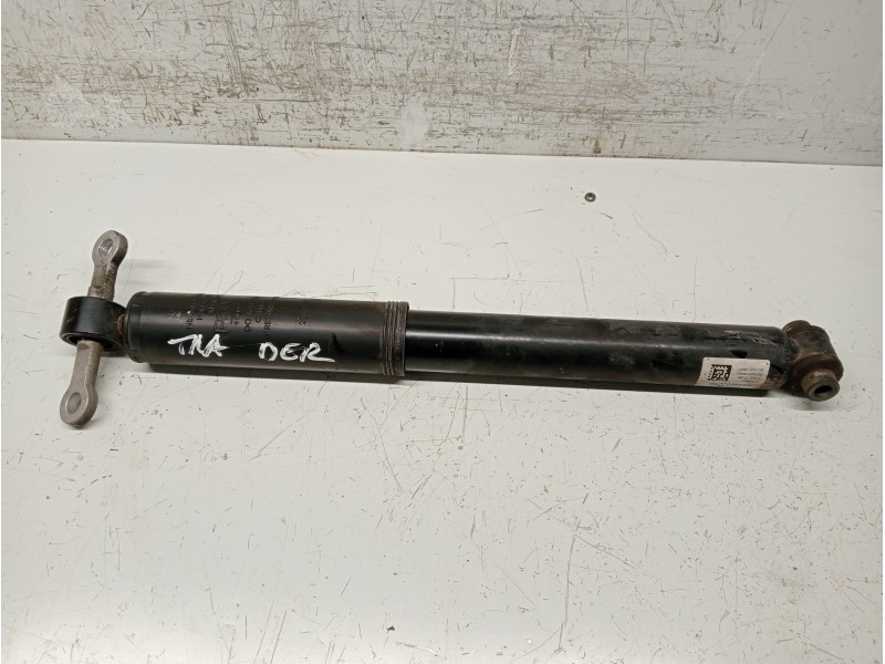 Recambio de amortiguador trasero derecho para peugeot 308 referencia OEM IAM 9844513580  